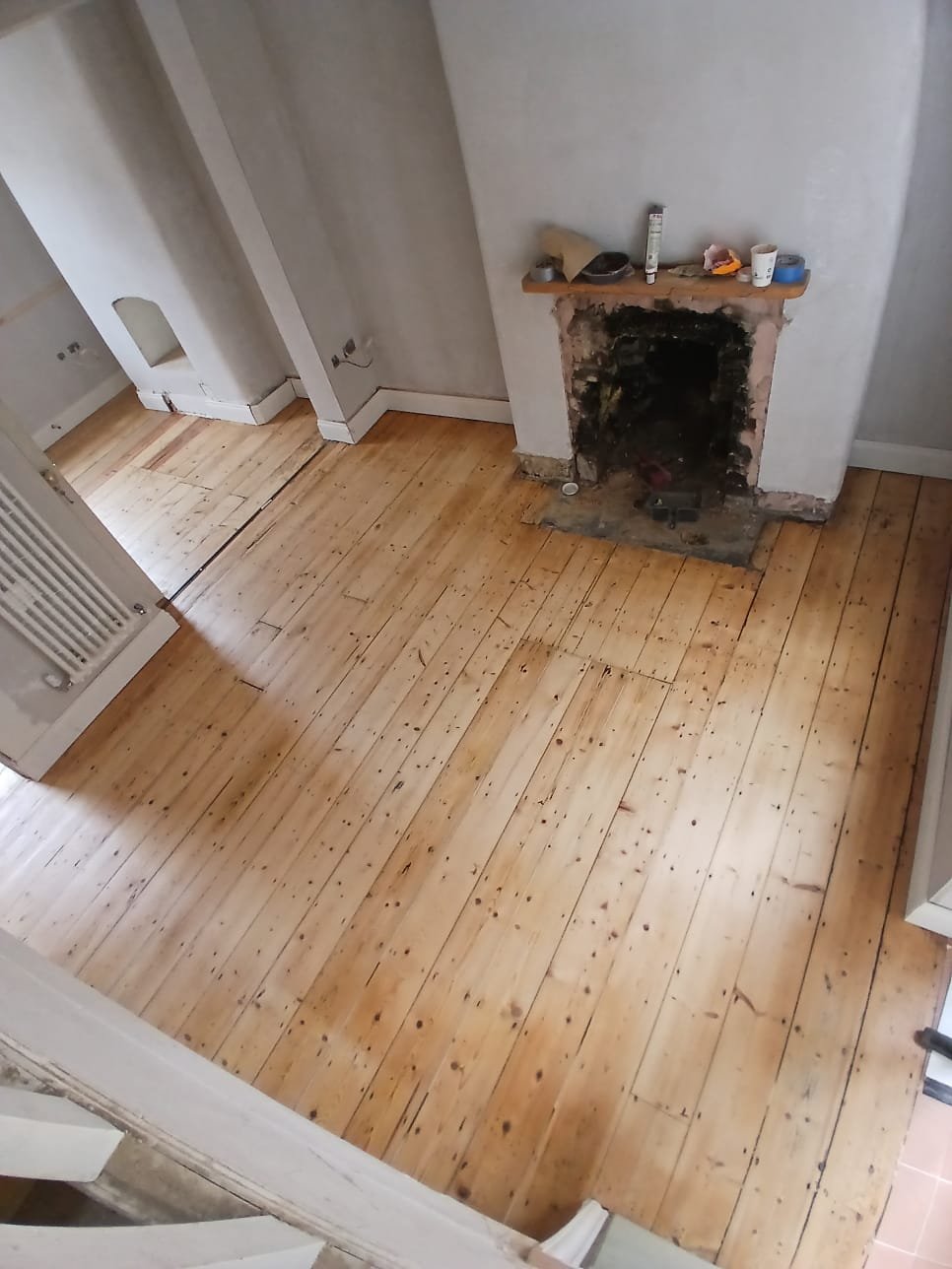 Dust Controlled Hardwood Floor Sanding
