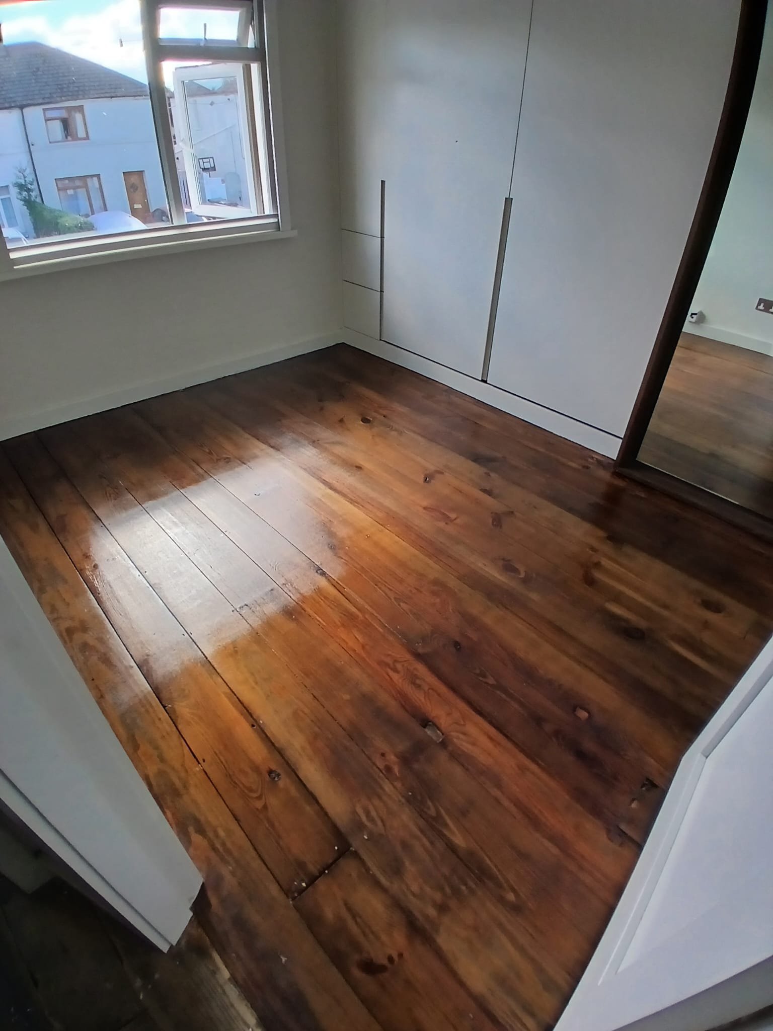 Hardwood Floor Sanding Services